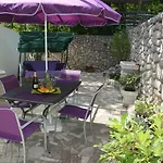 Zelena Oaza Apartment *